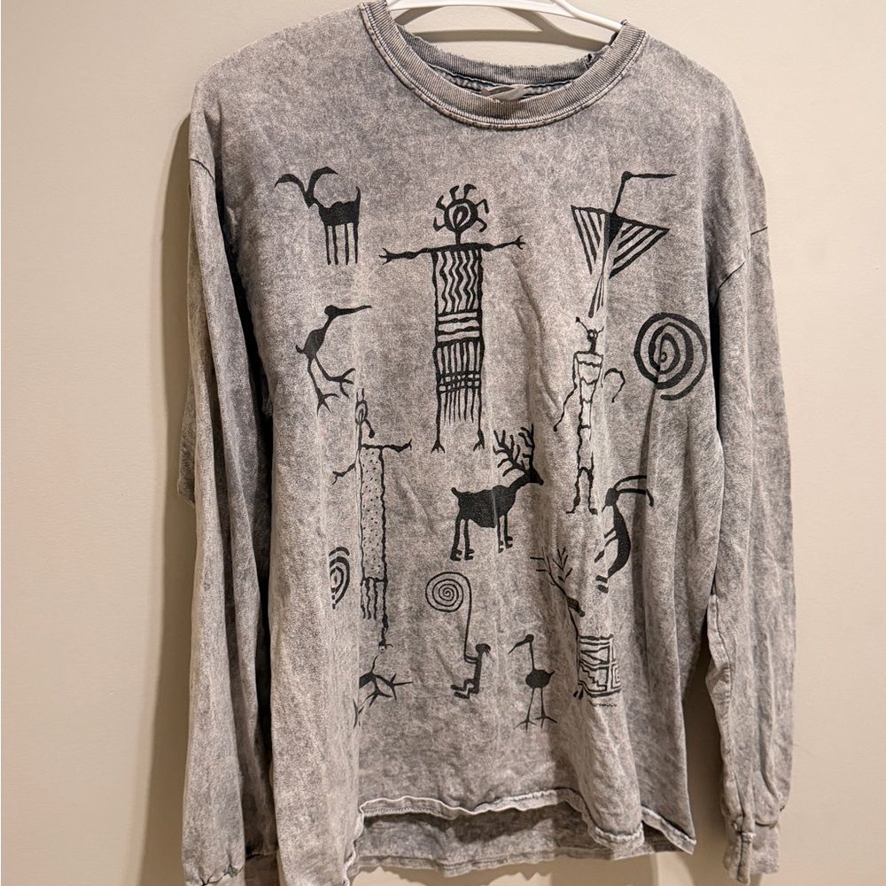 Graphic Stonewash Long Sleeve Tee